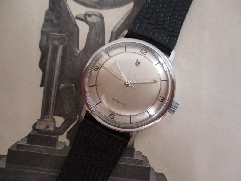 Ancienne montre bracelet LIP Incabloc pour homme mécanique Ancienne montre bracelet LIP Incabloc pour homme mécanique