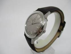 Montre REVUE automatique