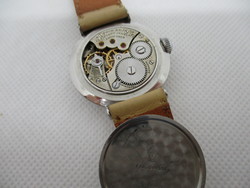 Montre MOVADO fab.suisse