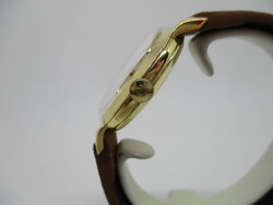 Montre OMEGA or 18k