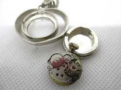 Montre pendentif coeur argent