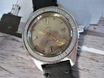 Montre LOV sous marine 300m