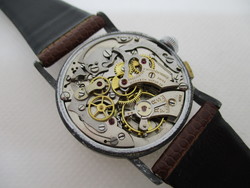 Chronographe MONARCH