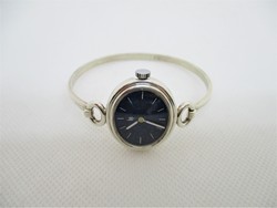 Montre LIP dame argent ovale