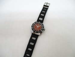 Montre YEMA plong�e m�canique