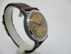 Chronographe MONARCH