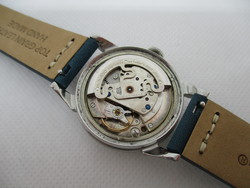 Montre MOVADO automatique