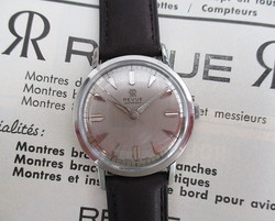 Montre REVUE automatique