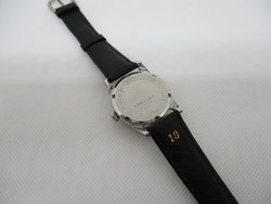 Montre TISSOT antimagntique