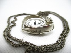 Montre pendentif coeur argent